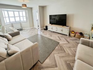 Lounge- click for photo gallery